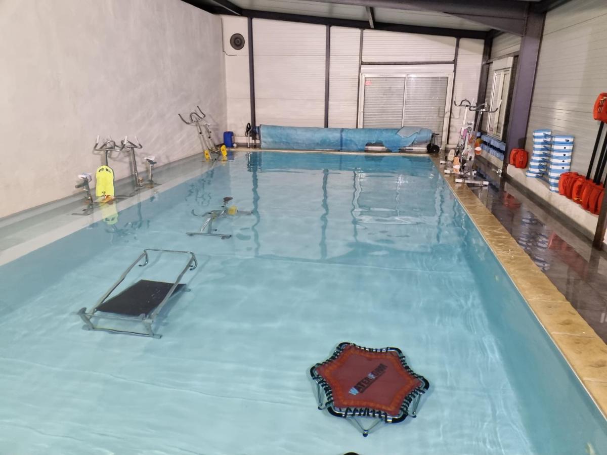 Sci Aquazen Loisirs Detente Saint-Mitre-les-Remparts 外观 照片